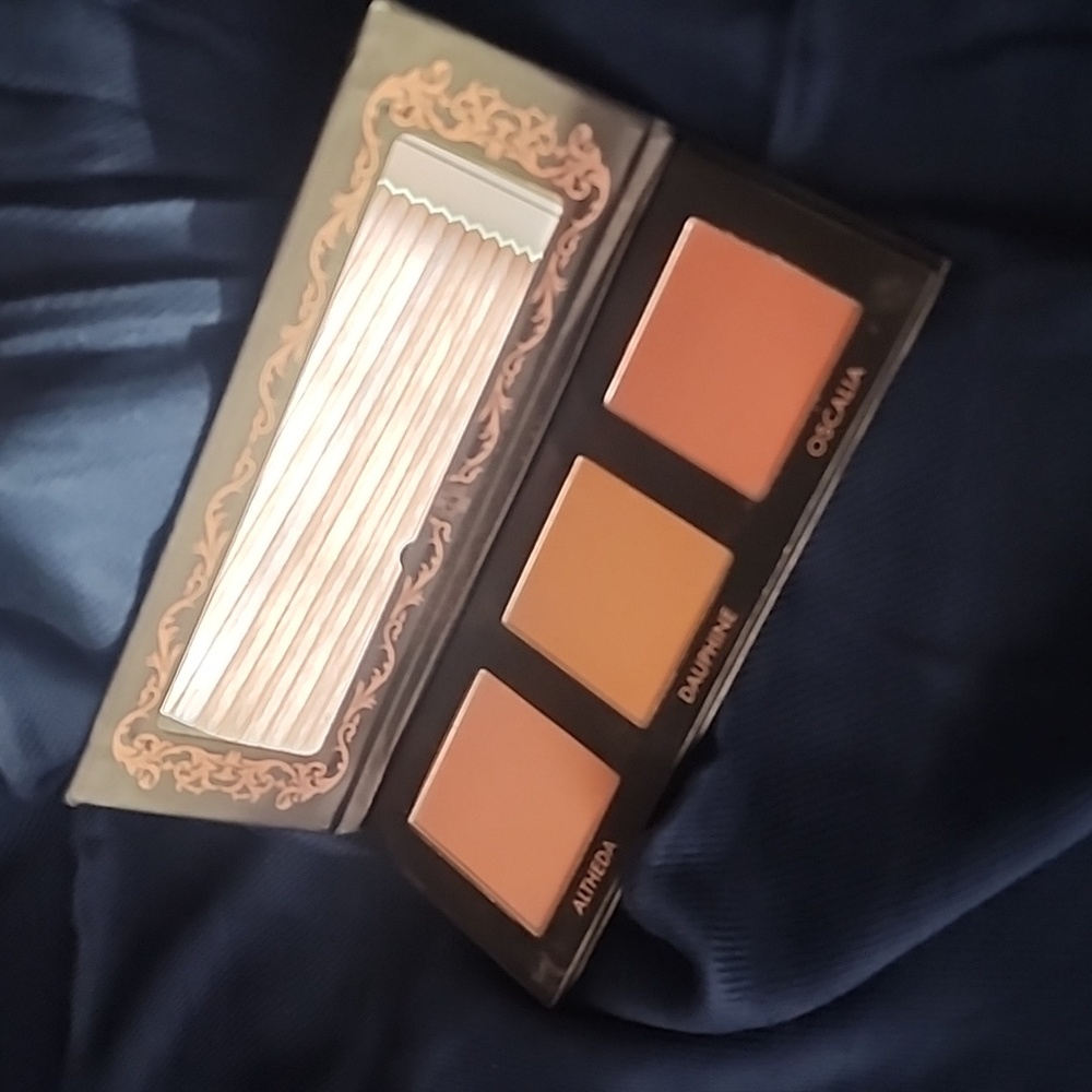 Blush by Lovecraft NWOT